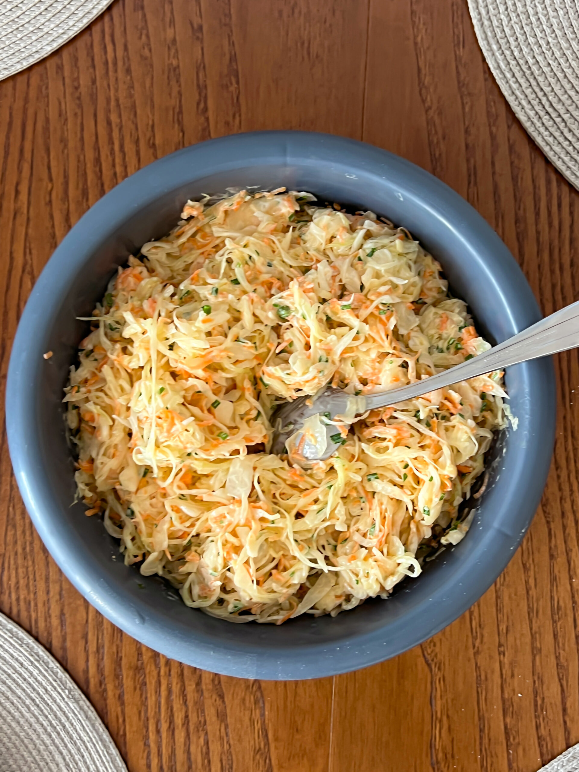 Surówka z kiszonej kapusty przepis